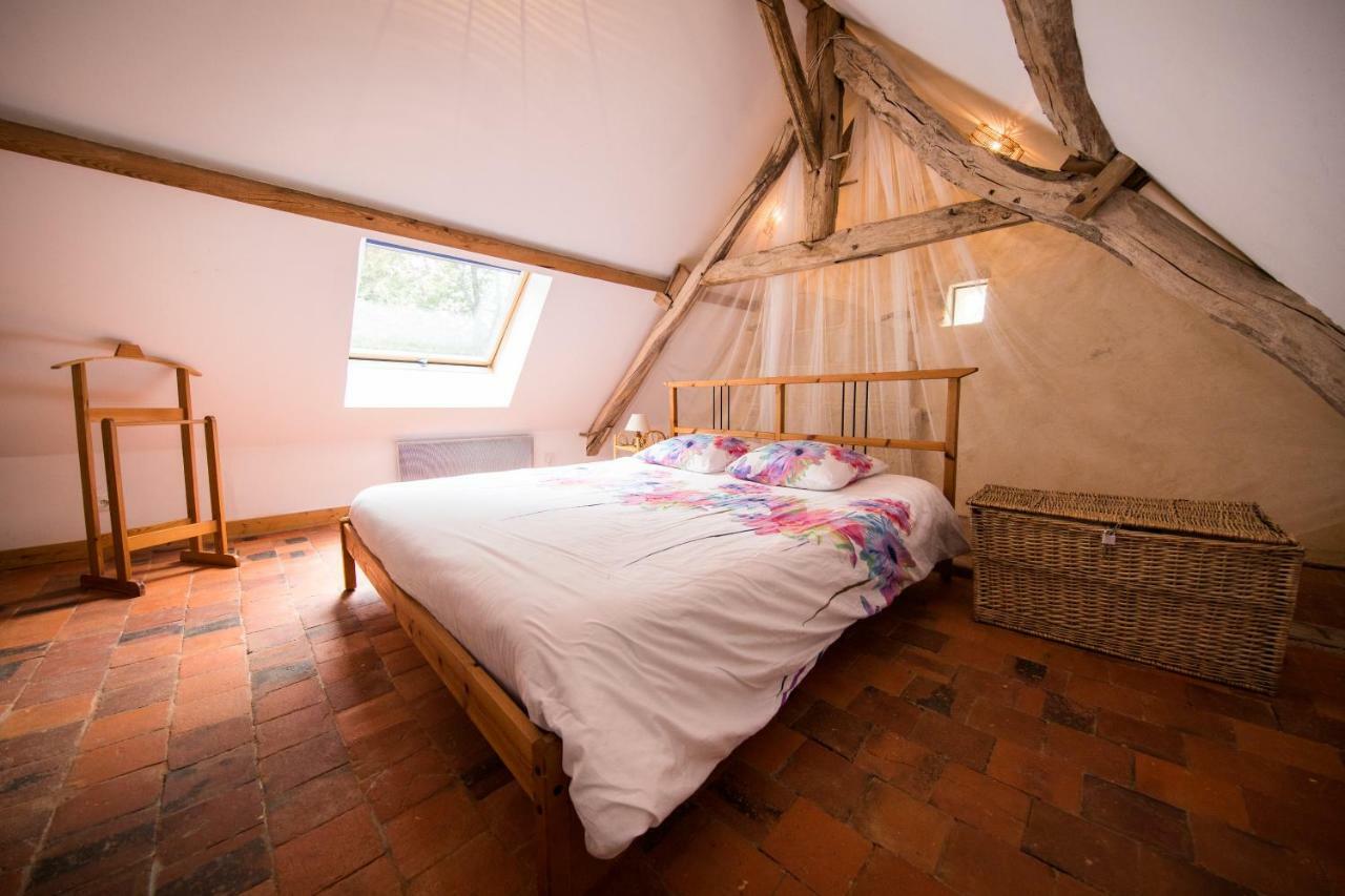 Holiday Home Le Vaugarnier Couture-sur-Loir Eksteriør billede